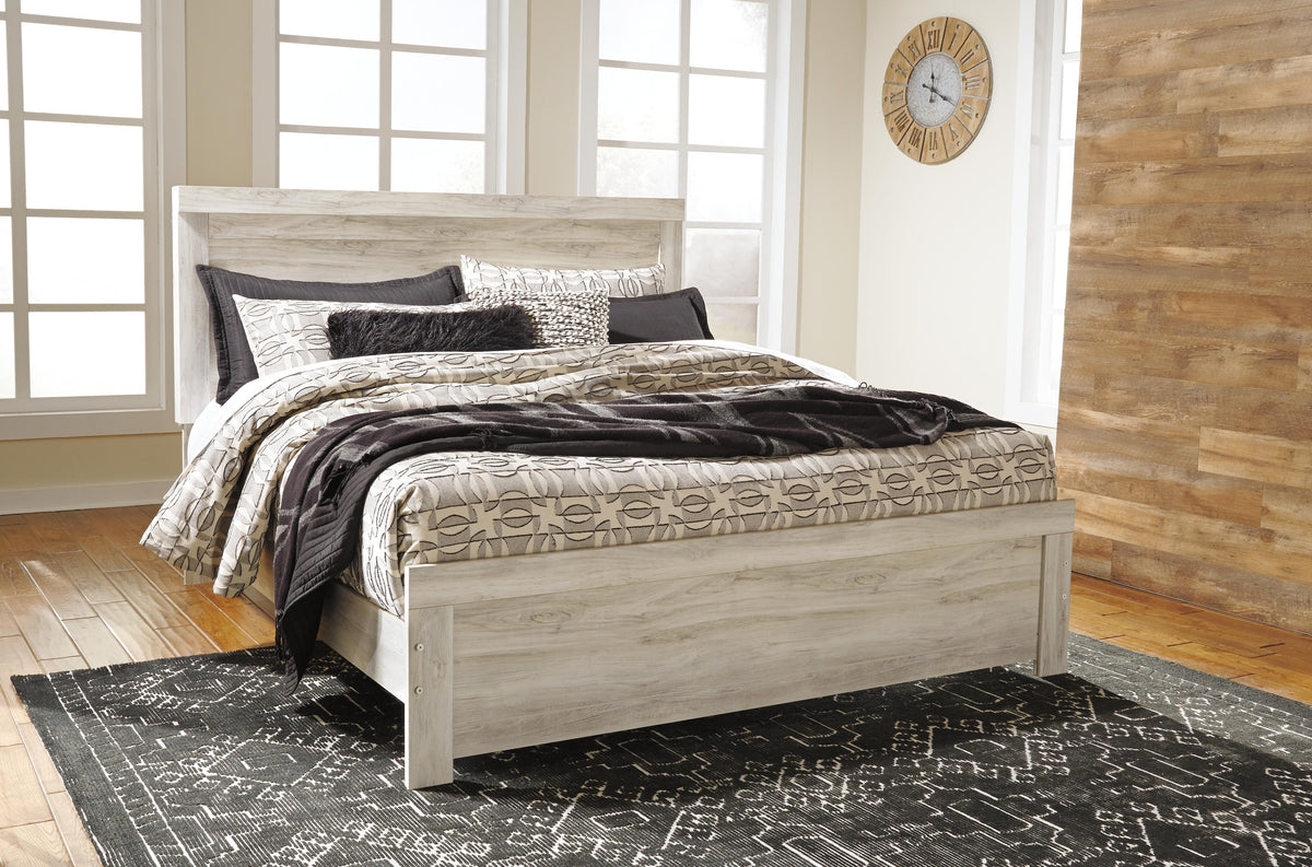 Bellaby King Panel Bed and 2 Nightstands