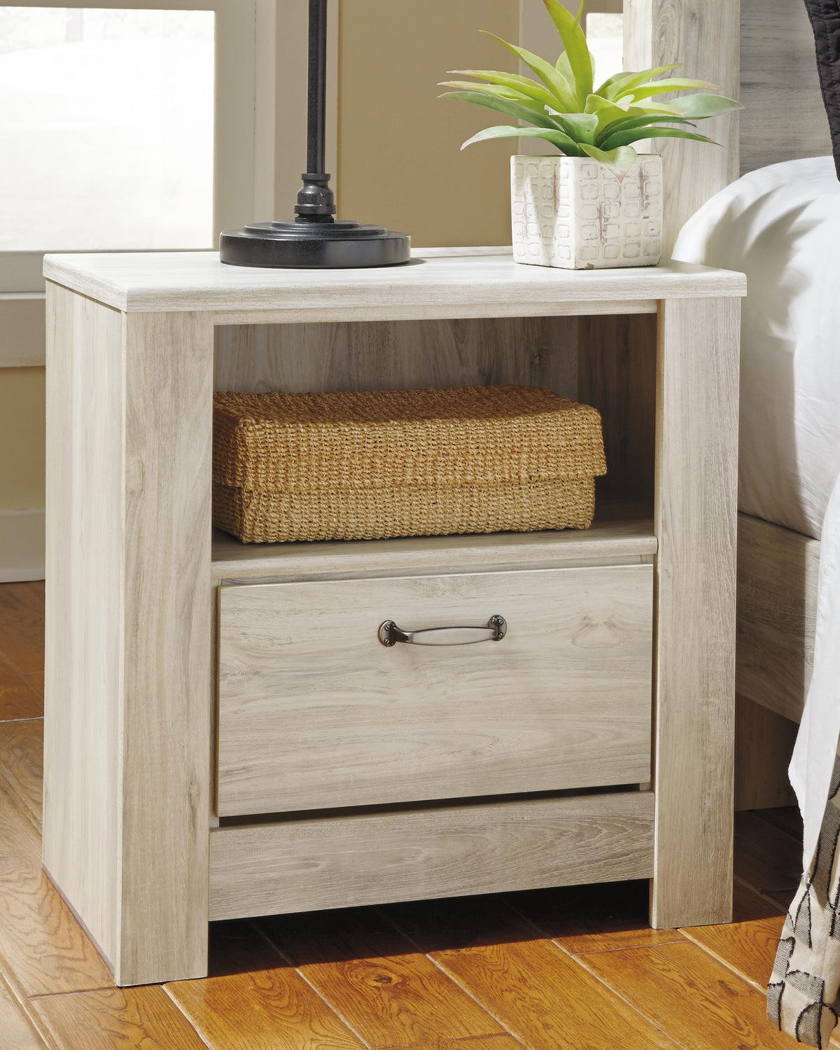 Bellaby Queen Panel Bed, Dresser, Mirror, Chest and 2 Nightstands