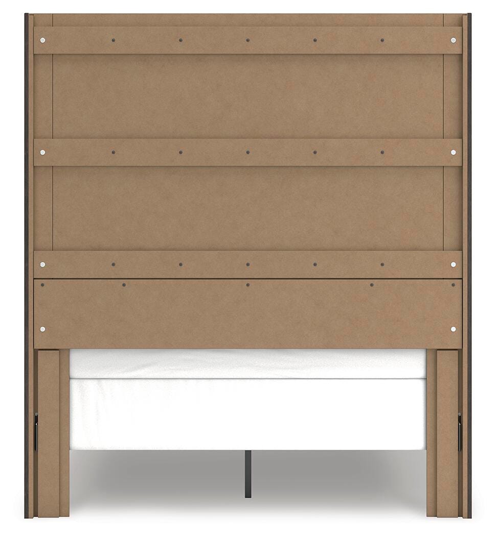 Fraluna Queen Panel Bed, Dresser, Mirror, and Nightstand