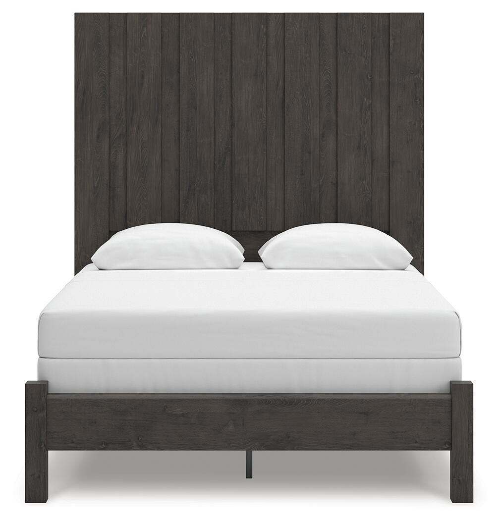 Fraluna Queen Panel Bed, Dresser, Mirror, and Nightstand