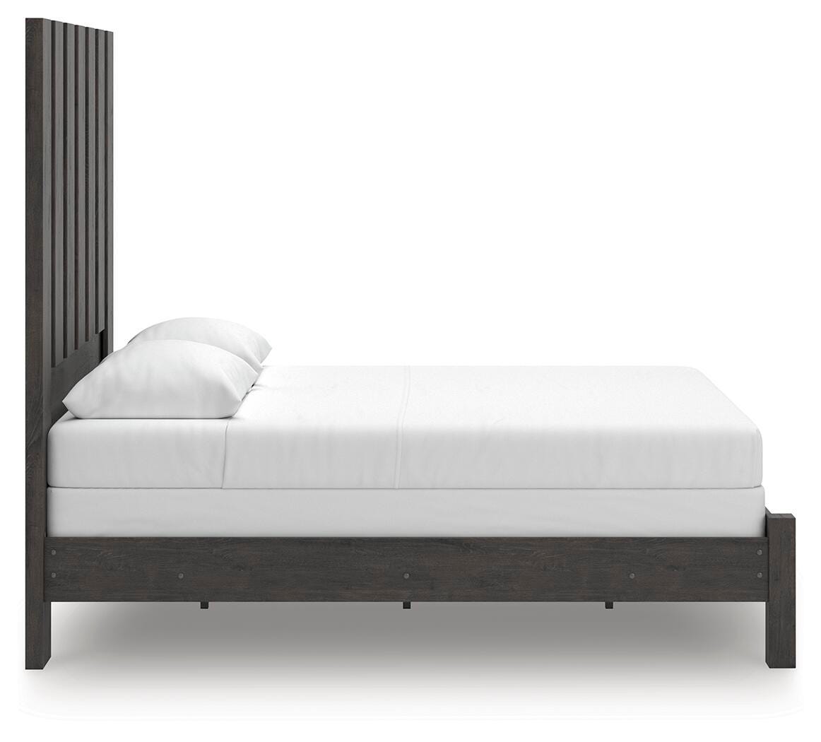 Fraluna Queen Panel Bed, Dresser, Mirror, and Nightstand