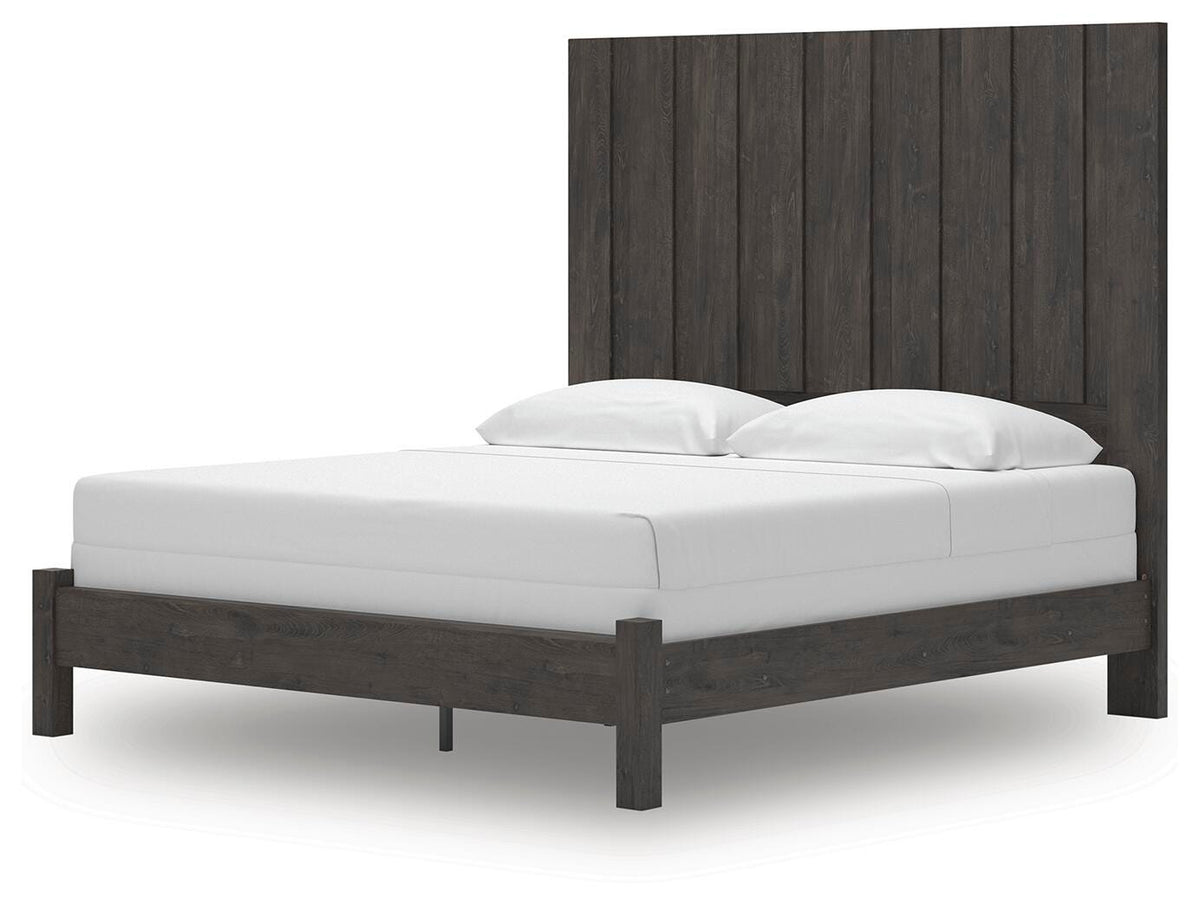 Fraluna Queen Panel Bed