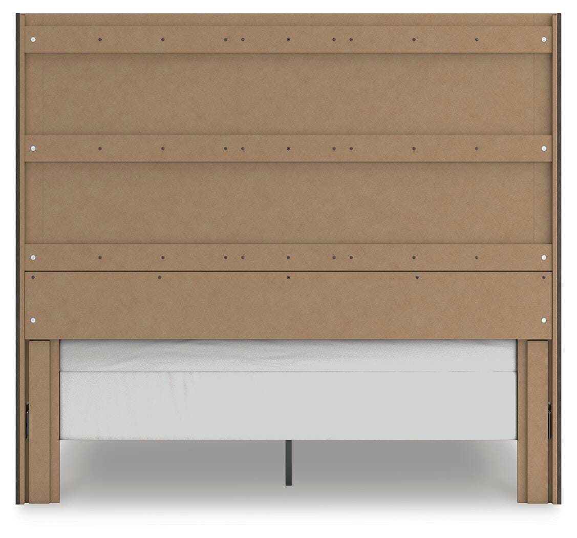 Fraluna Queen Panel Bed
