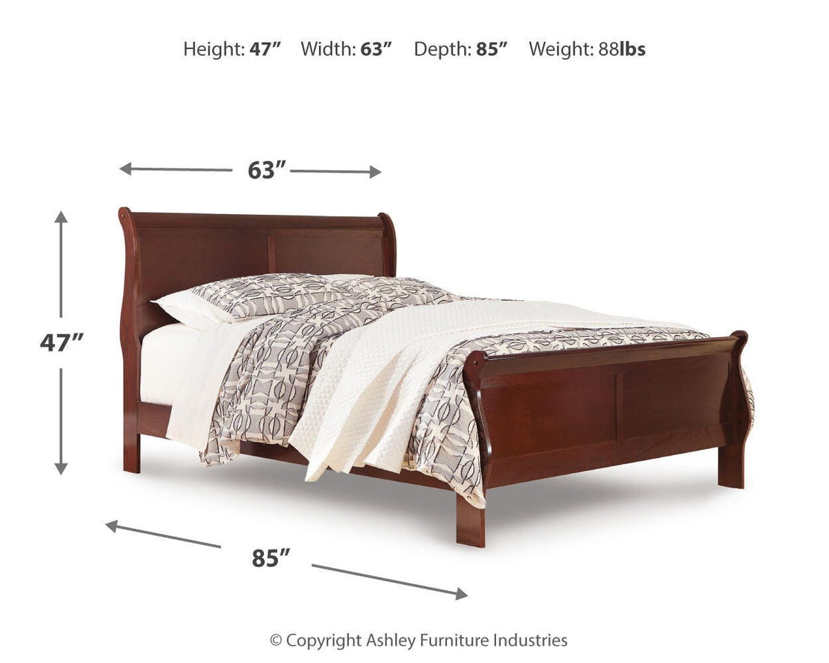 Alisdair Queen Sleigh Bed, Chest and Nightstand