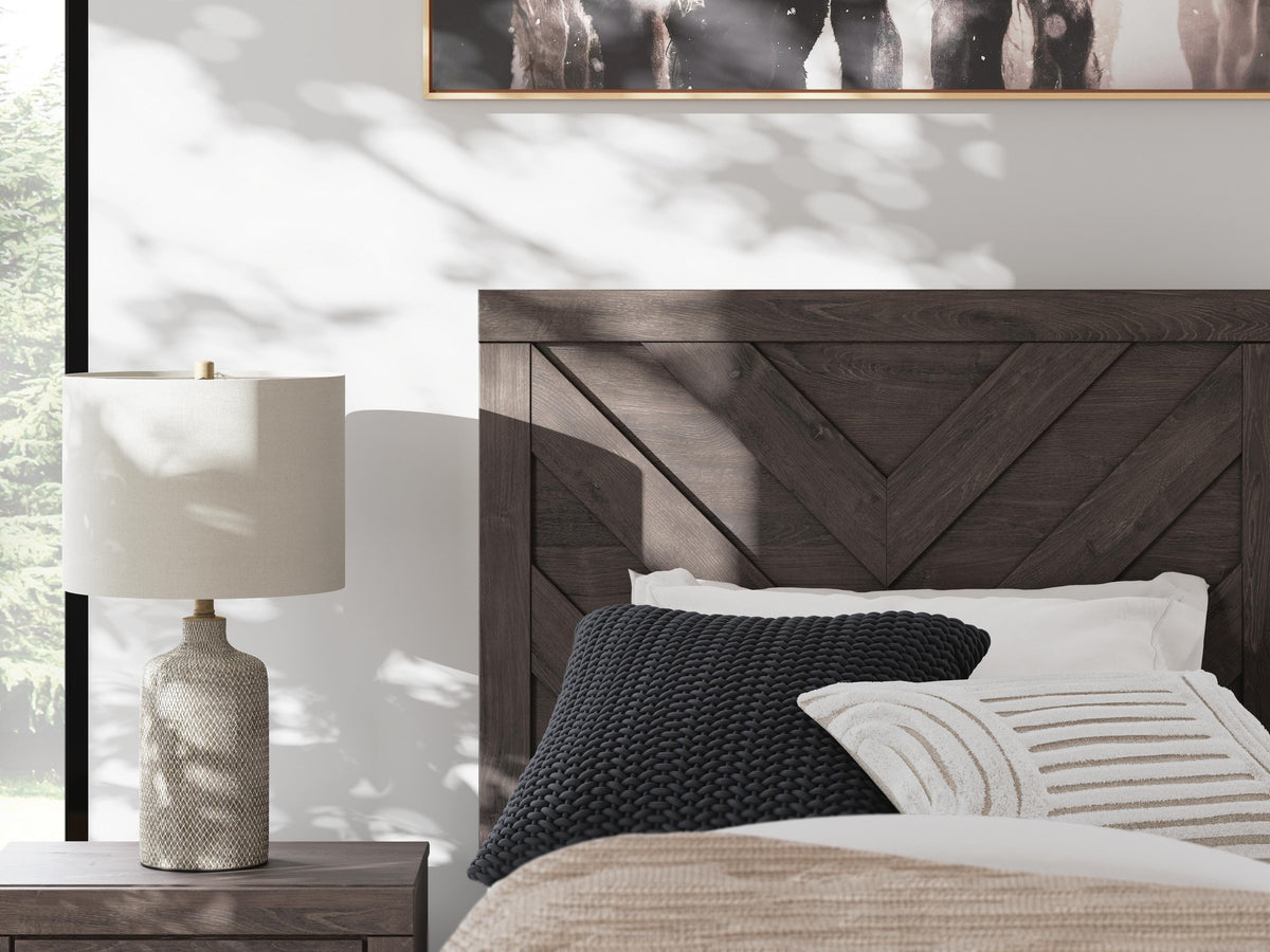 Prendonea Queen Panel Bed