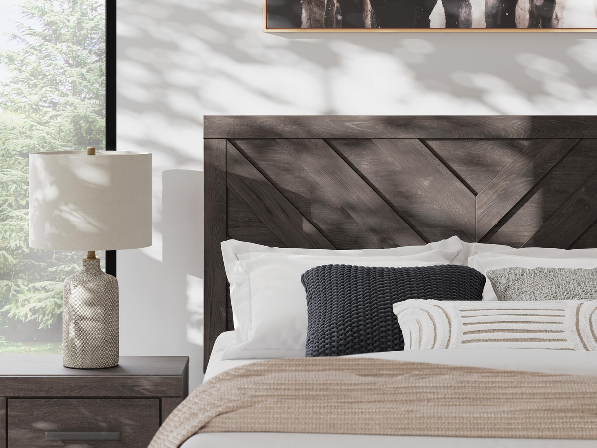 Prendonea Queen Panel Bed, Dresser and Nightstand
