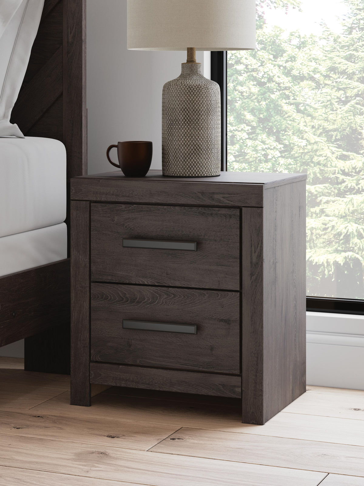 Prendonea King Panel Bed, Dresser, Mirror and Nightstand