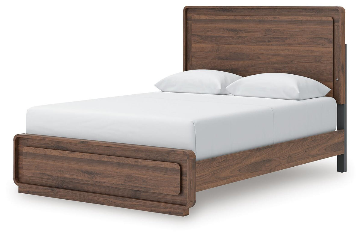 Fortlorn Queen Panel Bed and Dresser