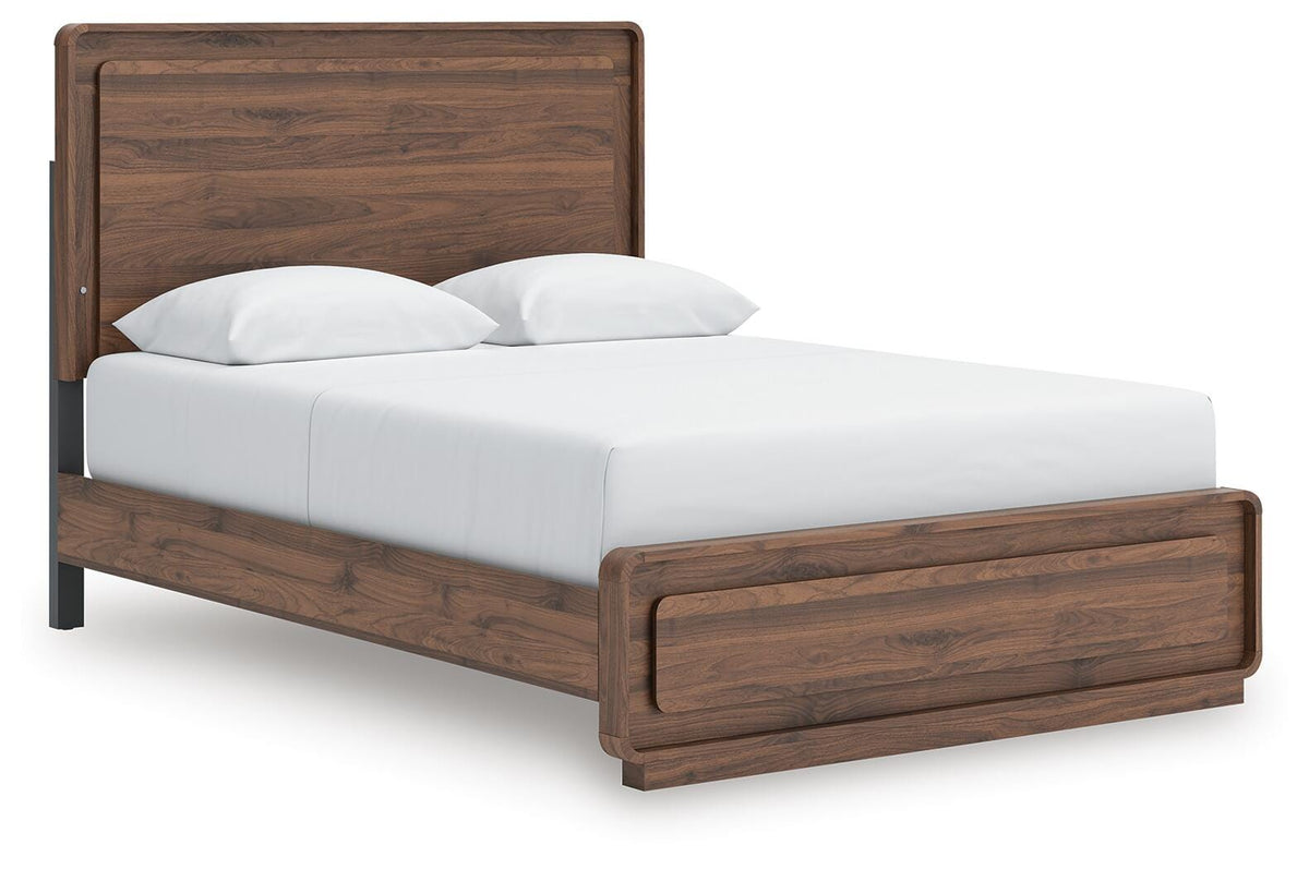 Fortlorn Panel Bed - Queen