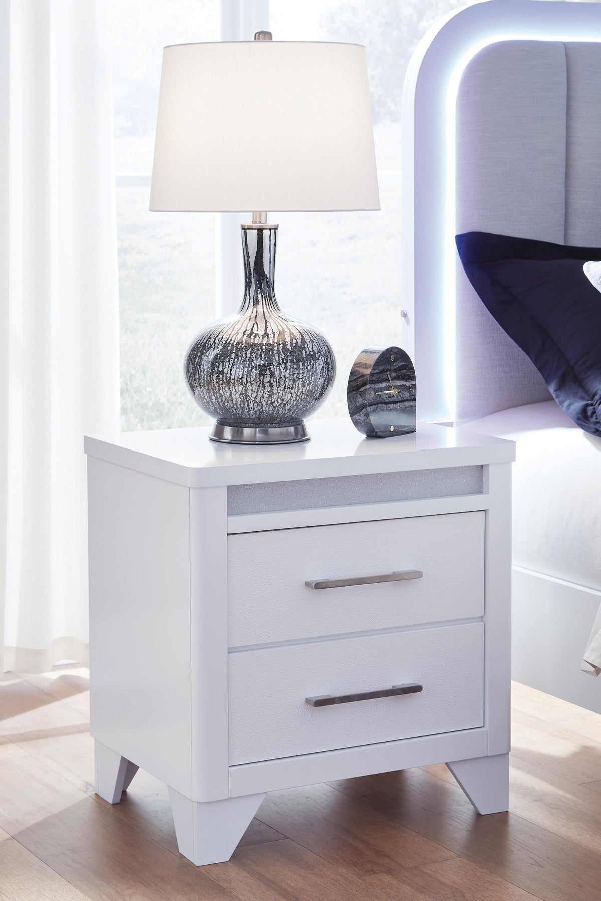 Jarlee King Panel Bed, Dresser, Mirror and Nightstand