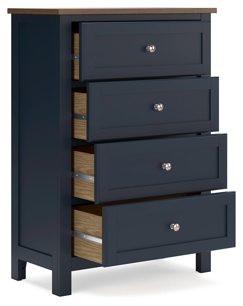 Landocken Panel Bed Set - Full, Dresser, Mirror and Chest