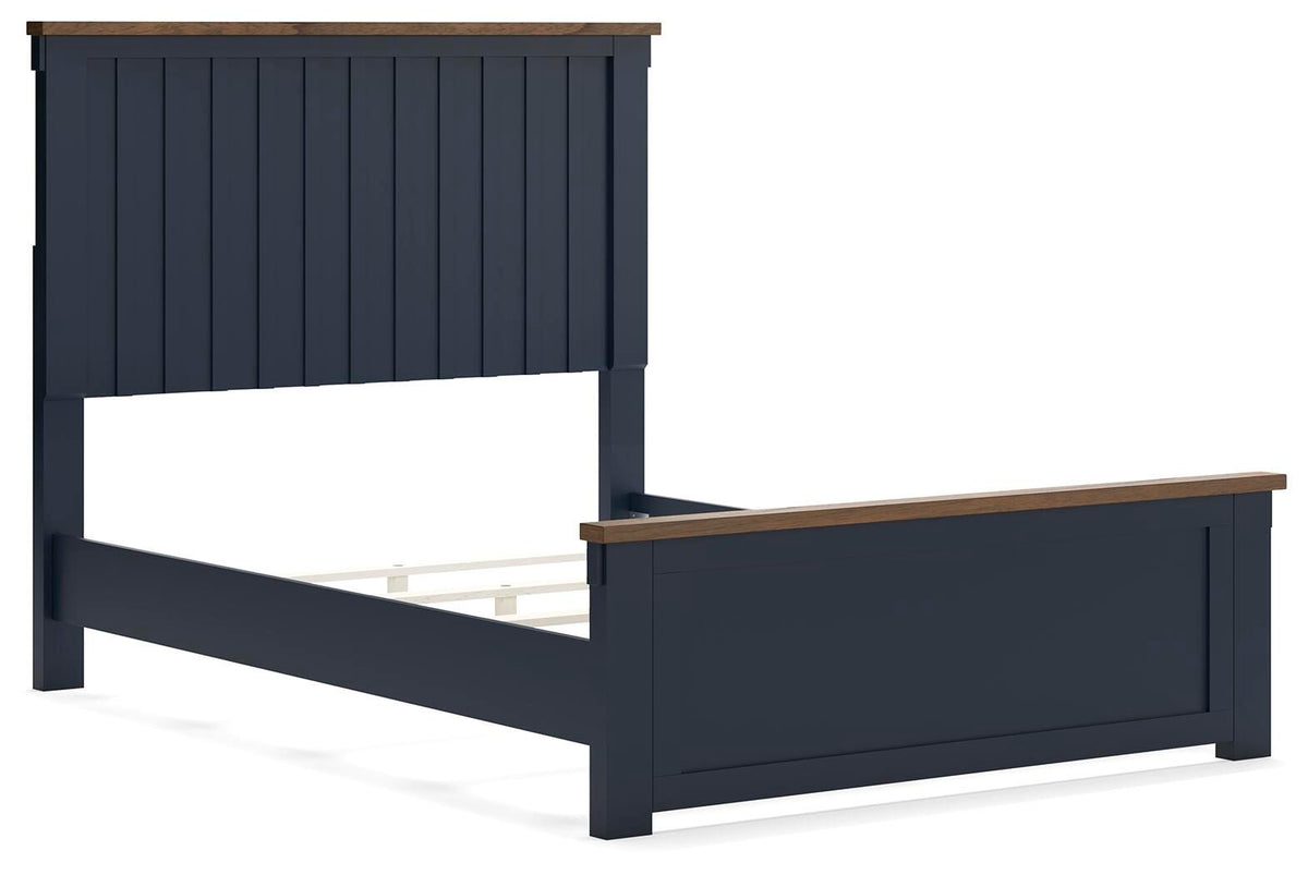 Landocken Queen Panel Bed