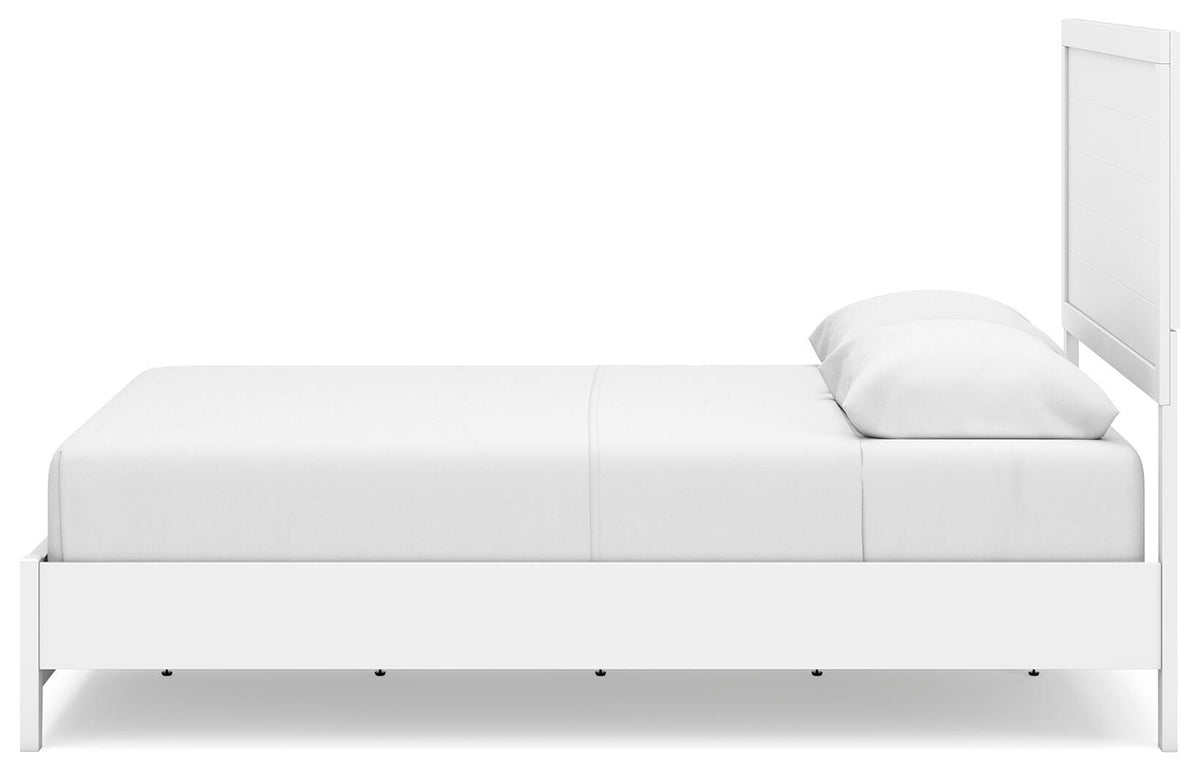 Binterglen Queen Panel Bed and 2 Nightstands