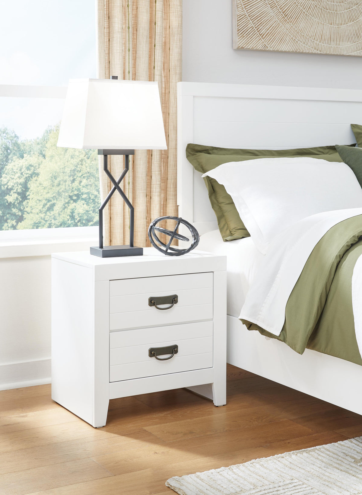 Binterglen King Panel Bed, Dresser and Nightstand