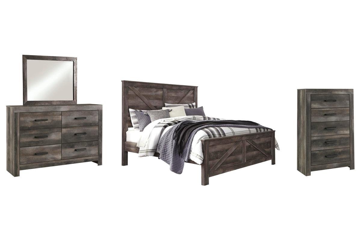 Wynnlow Crossbuck Panel Bed Set - King, Mirrored Dresser and Chest