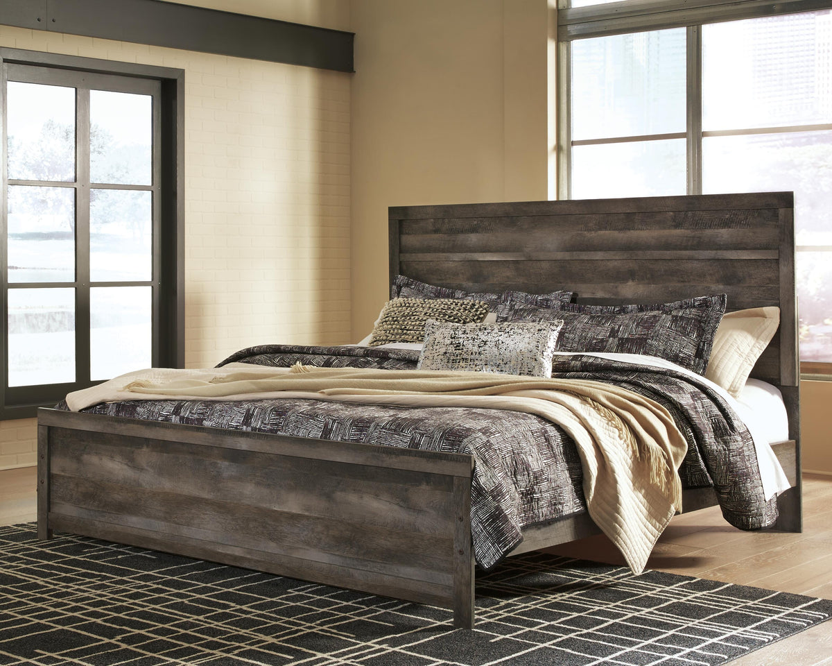 Wynnlow Queen Panel Bed