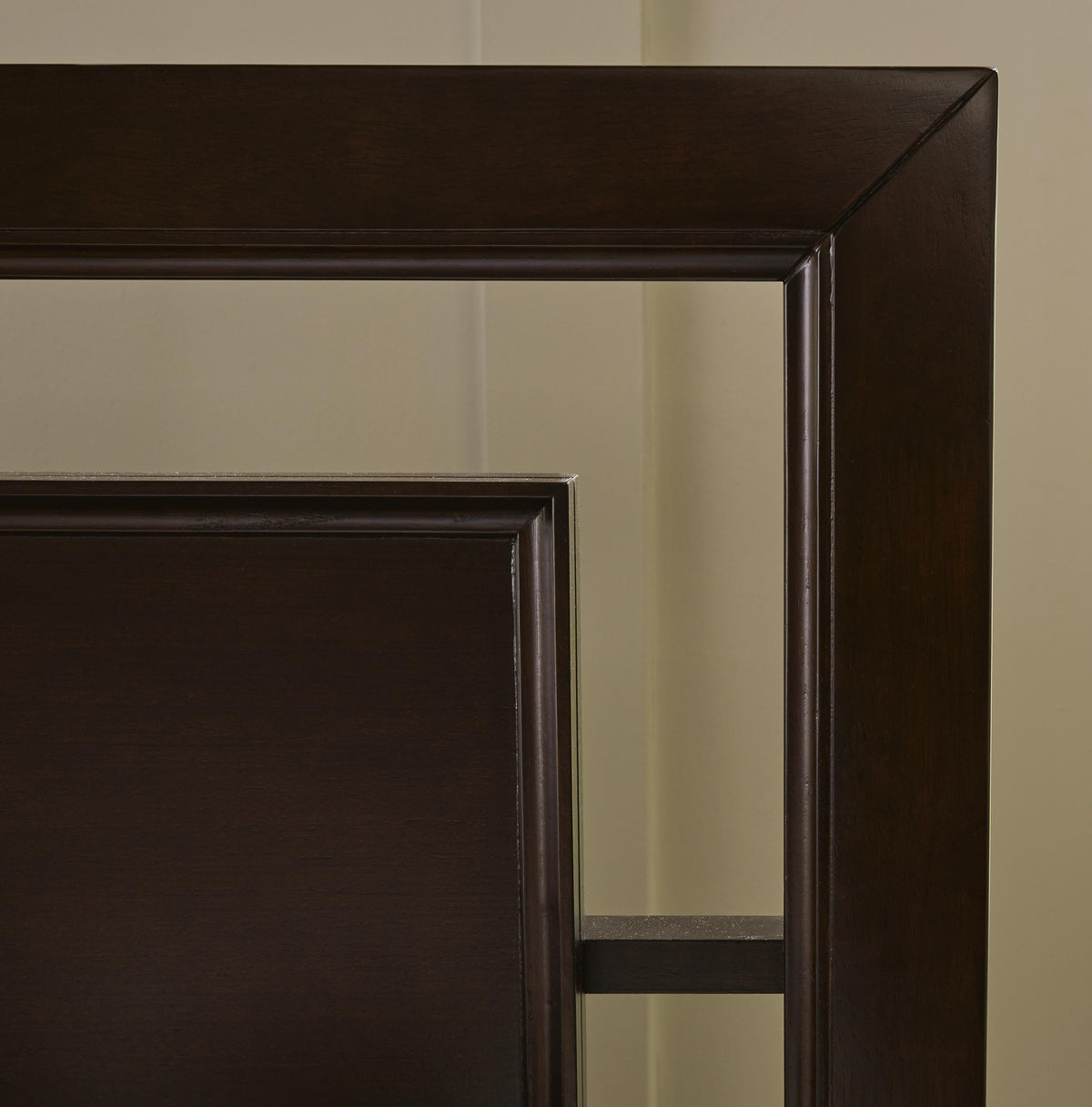 Covetown Queen Panel Bed