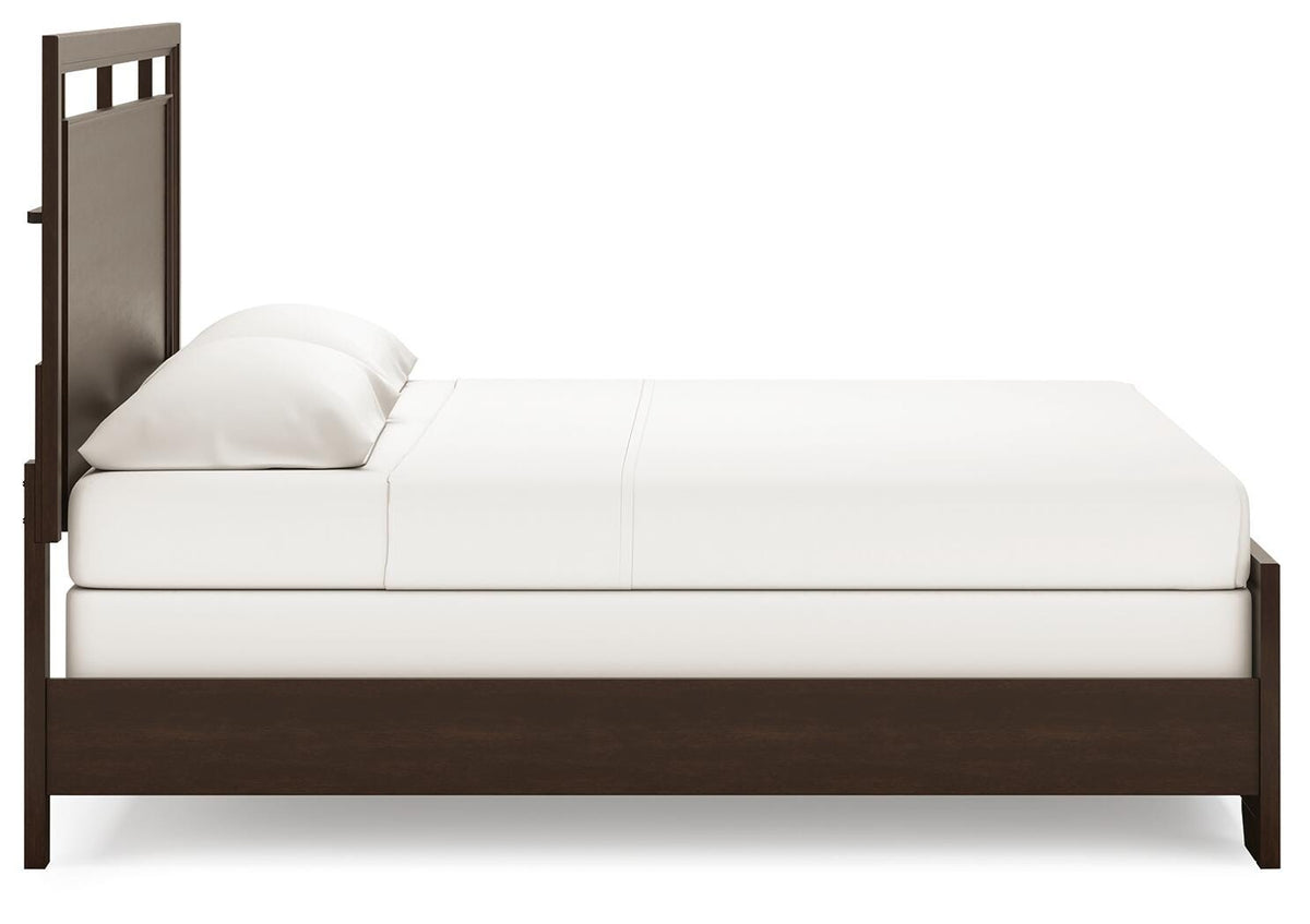 Covetown King Panel Bed, Dresser, Mirror and Nightstand