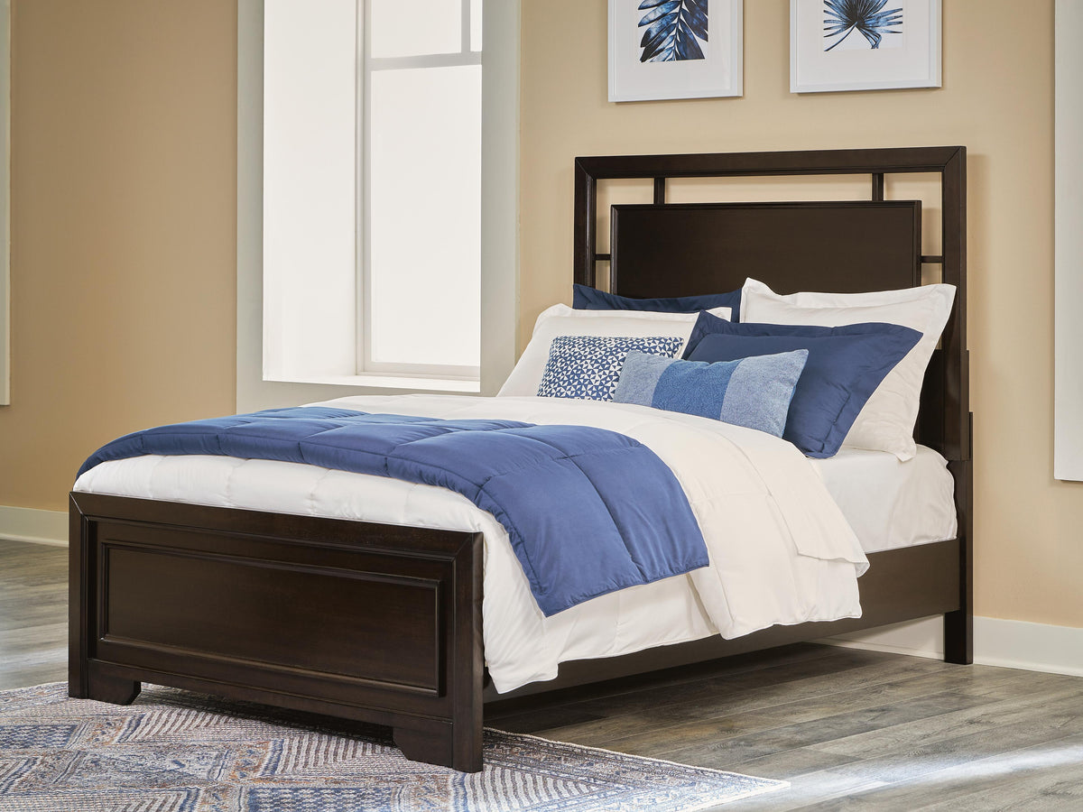 Covetown Queen Panel Bed