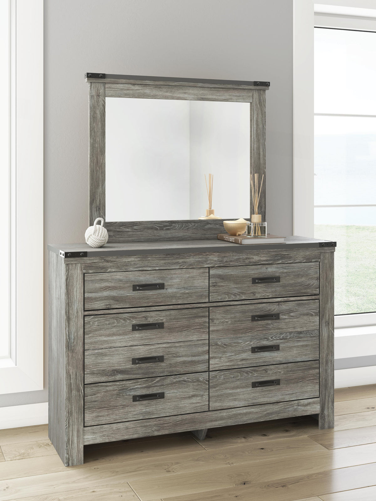 Frandern Queen Panel Bed, Dresser, Mirror, Chest and 2 Nightstands