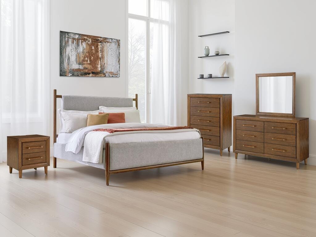 Lyncott Upholstered Panel Bed - Queen
