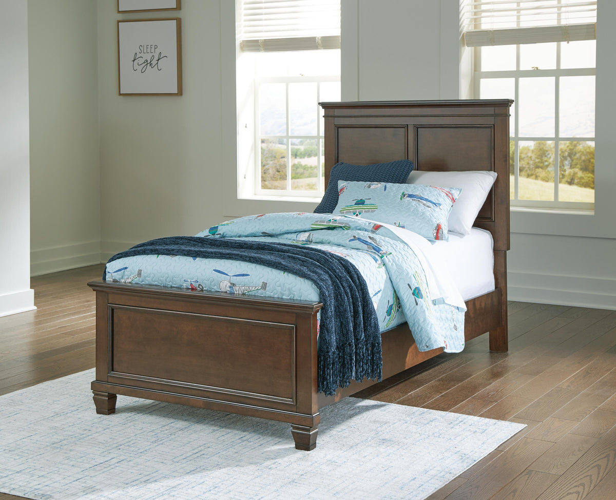 Danabrin Twin Panel Bed, Dresser and Mirror