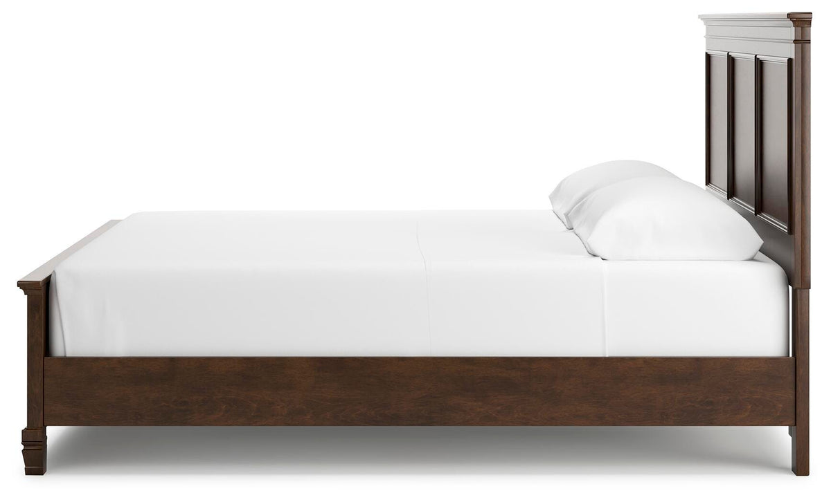 Danabrin Queen Panel Bed