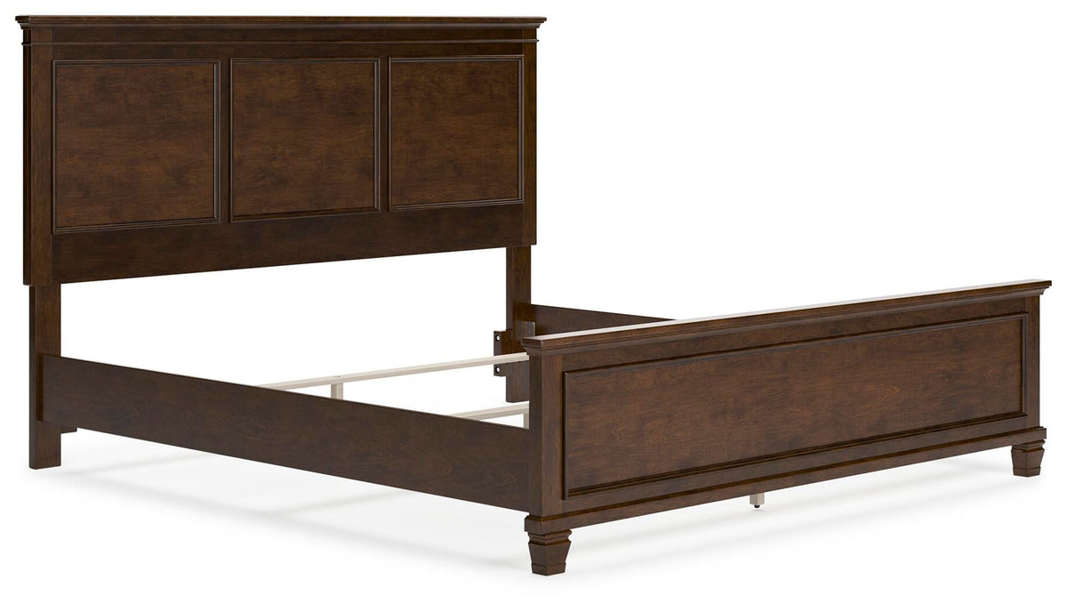 Danabrin Panel Bed - King