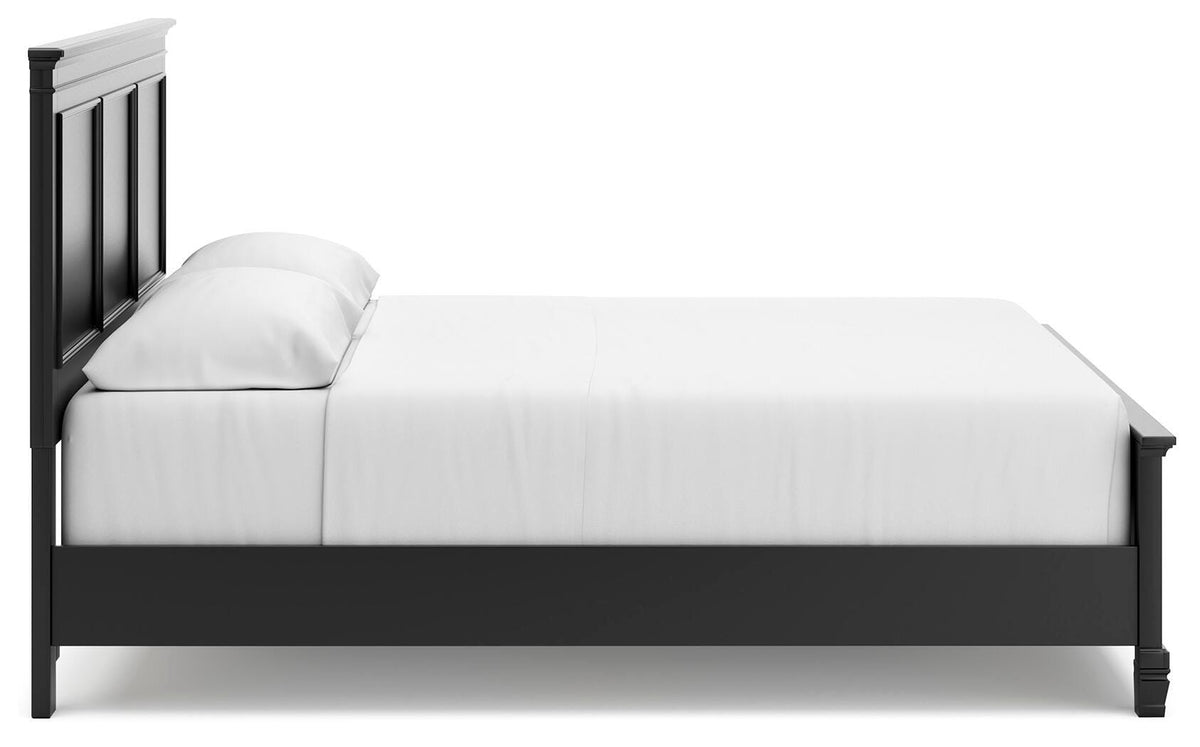 Lanolee California King Panel Bed, Dresser, Chest and 2 Nightstands