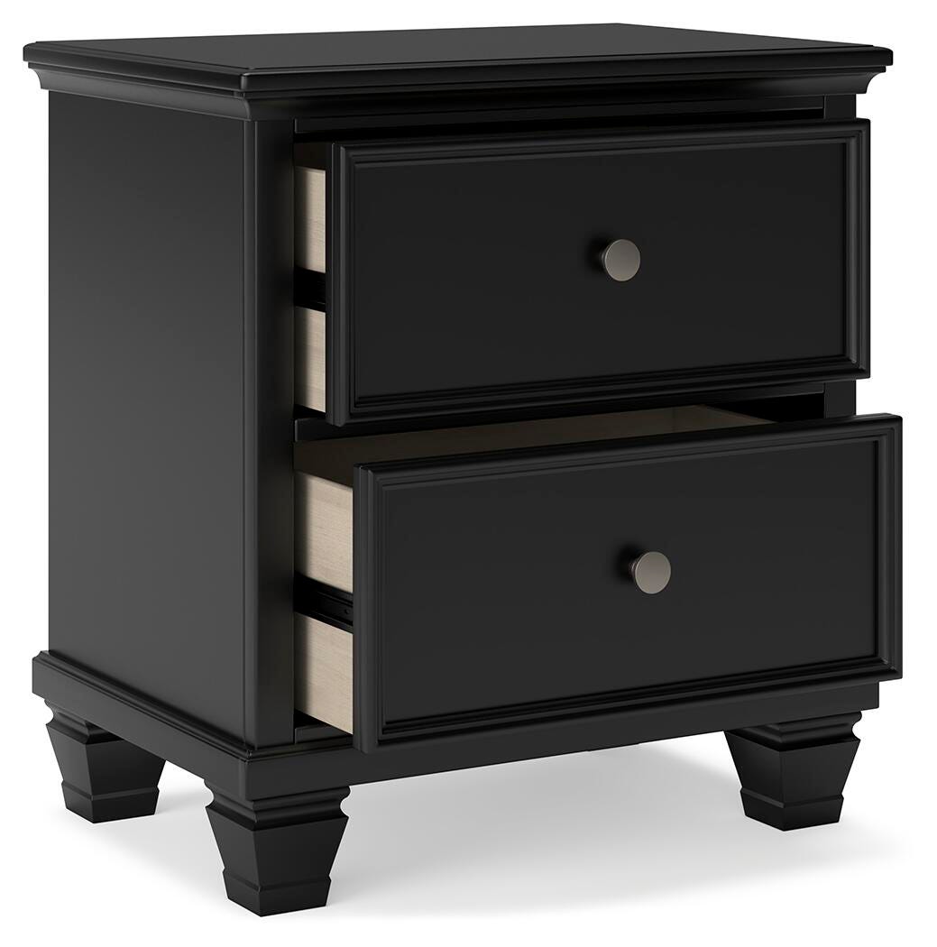 Lanolee California King Panel Bed, Dresser, Chest and 2 Nightstands