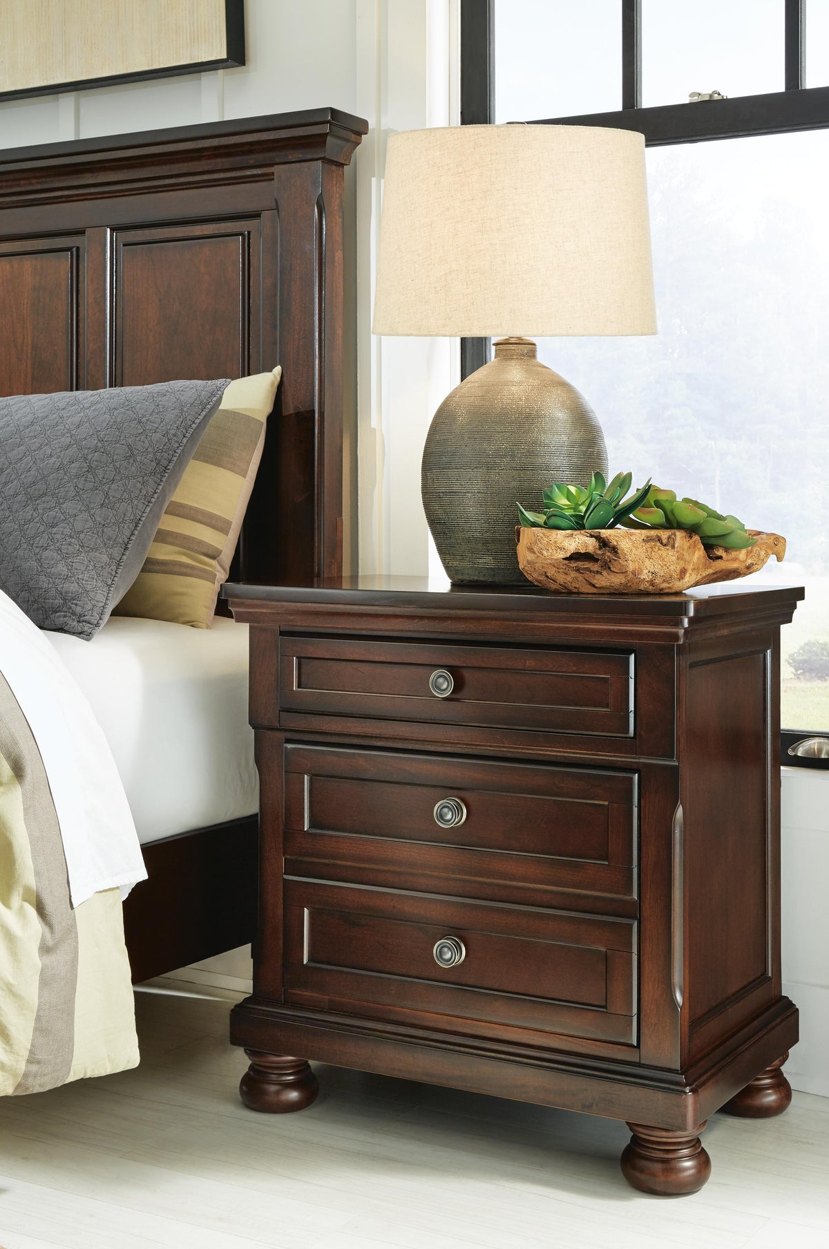 Porter King Panel Bed, Chest and 2 Nightstands