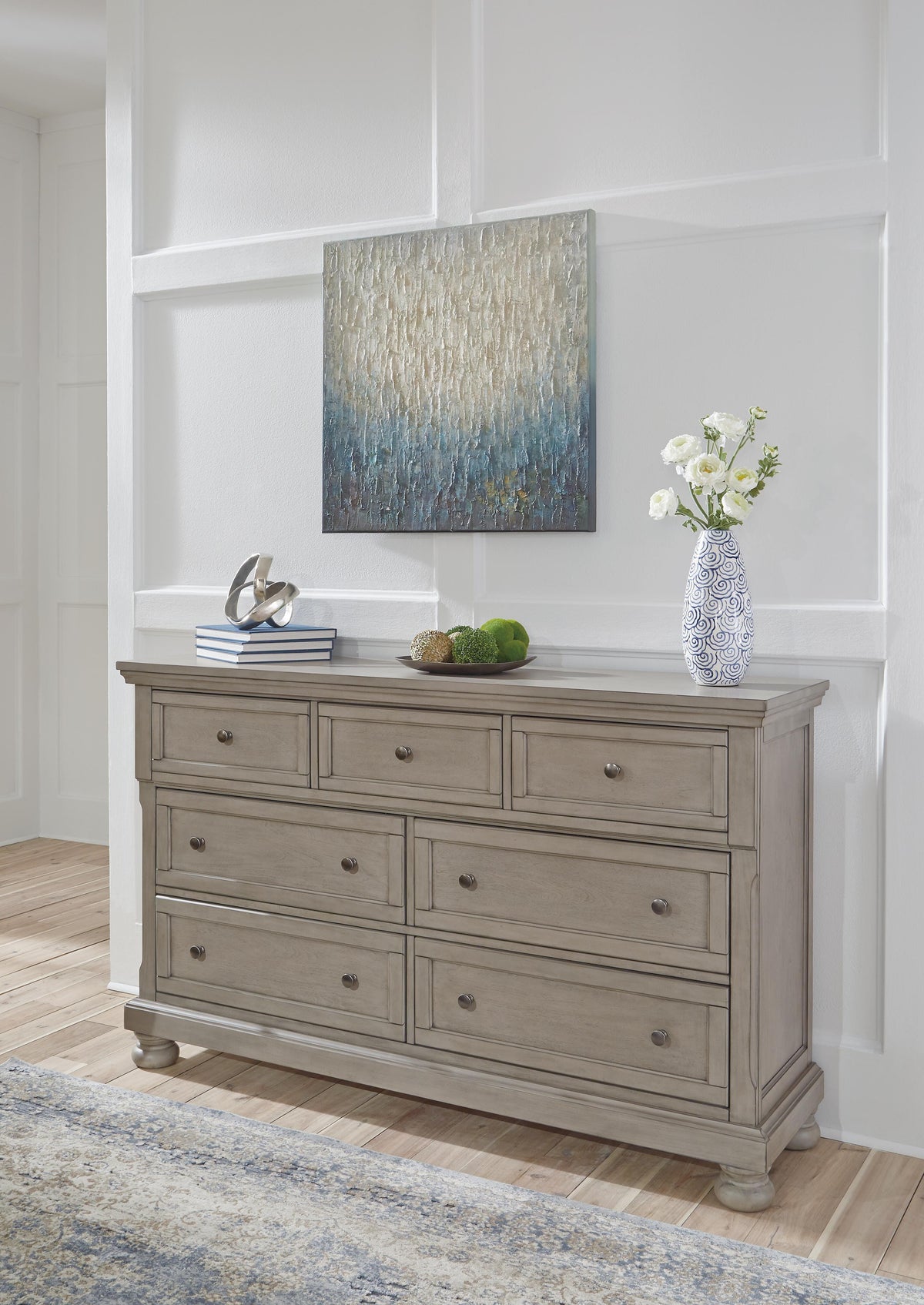 Lettner Queen Panel Bed, Dresser, and Nightstand