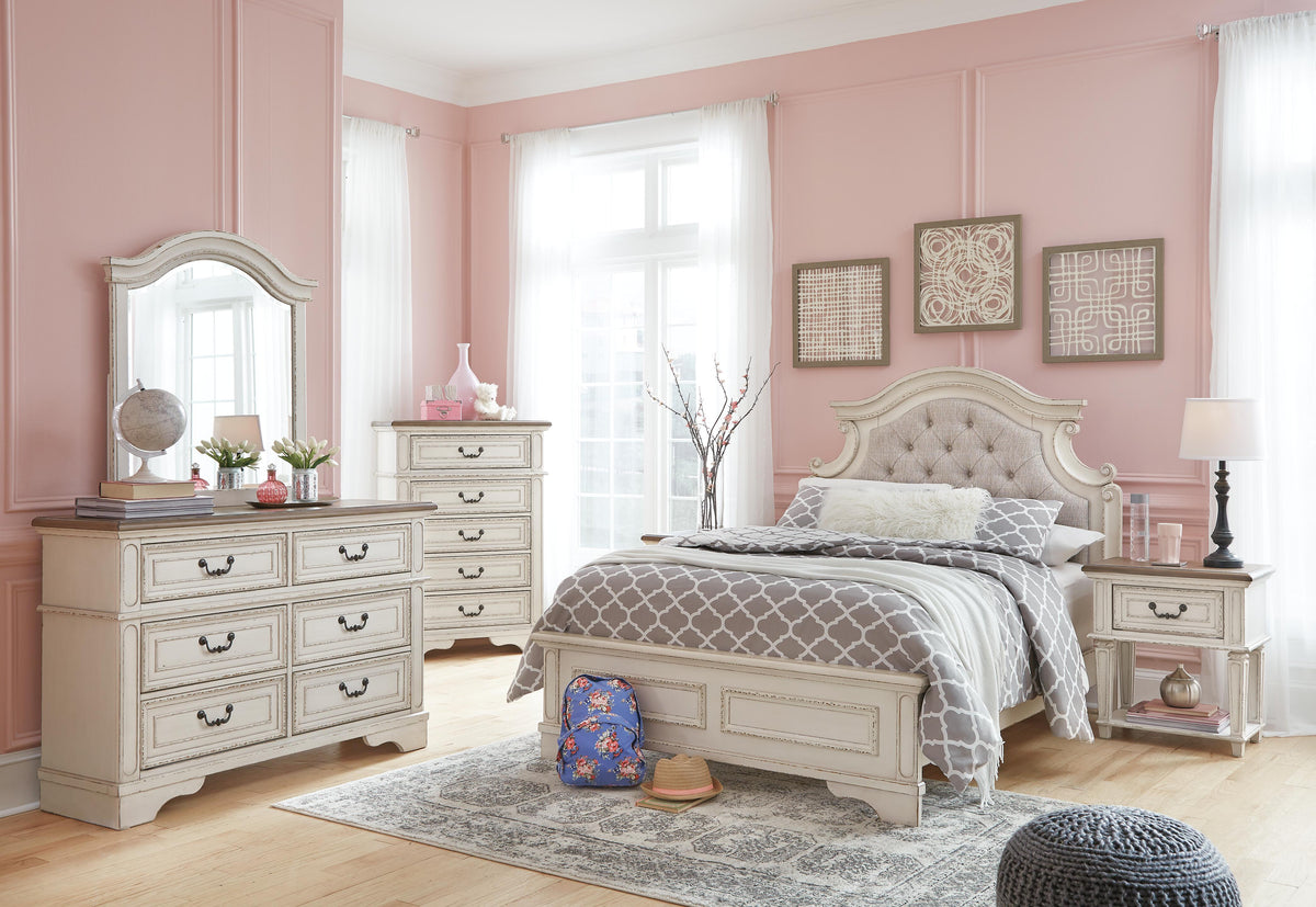 Realyn Queen Upholstered Panel Bed