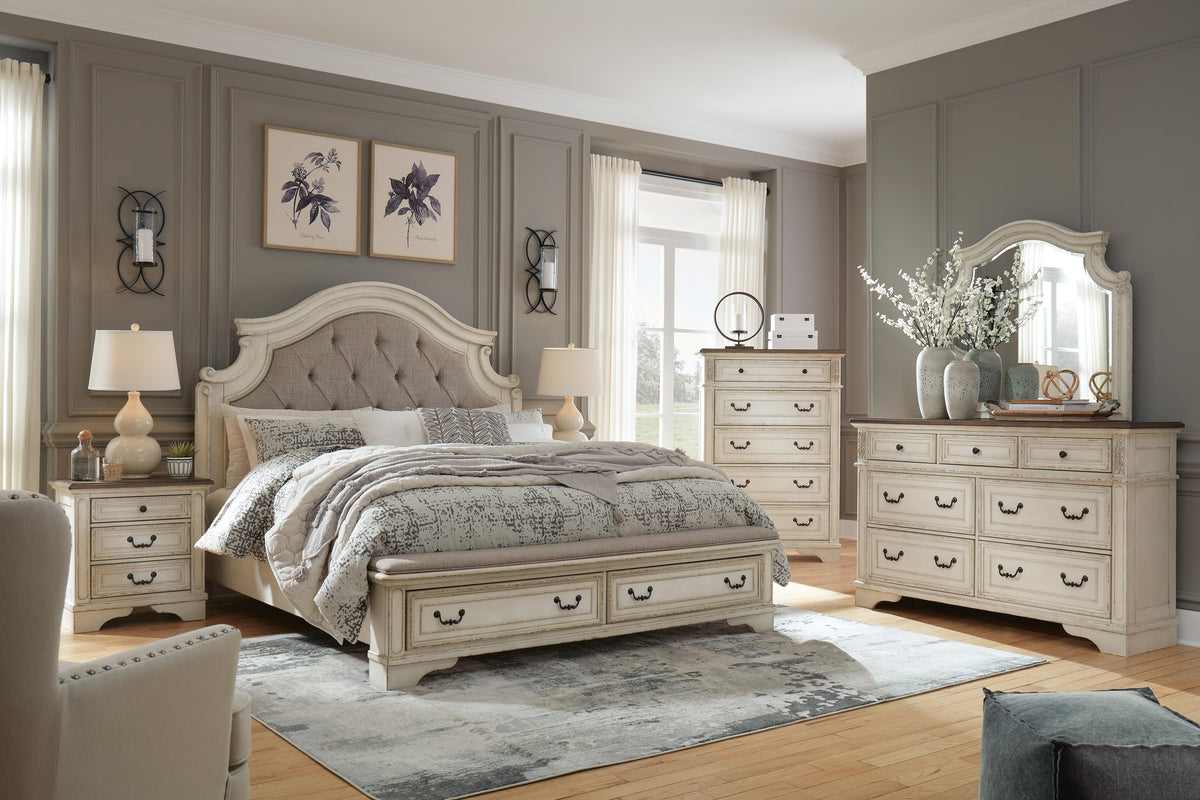 Realyn Upholstered Bed Set - California King, 2 Nightstands