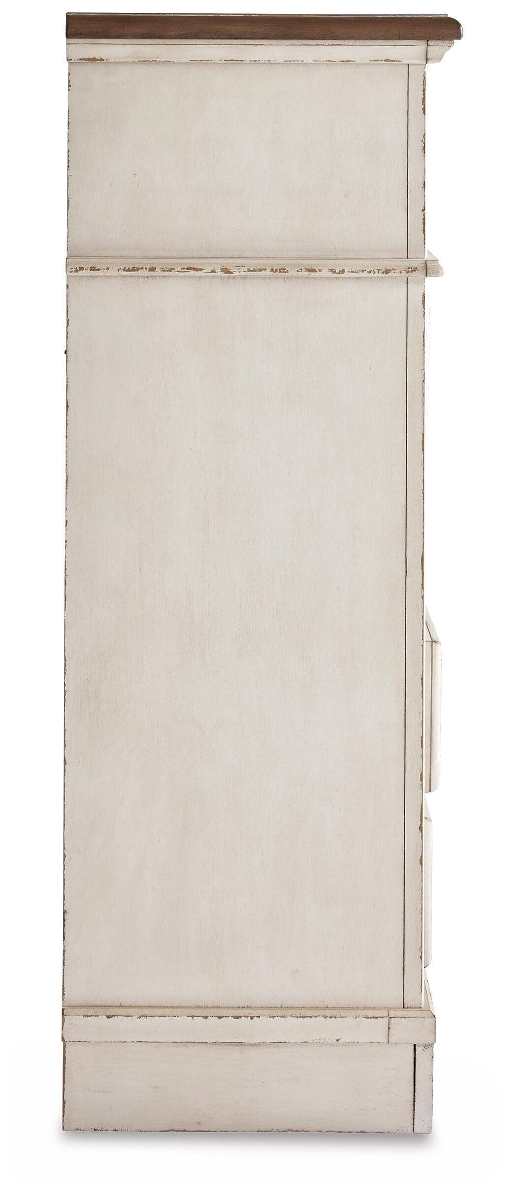 Realyn Full Upholstered Panel Bed, Dresser, Mirror, Chest and 2 Nightstands