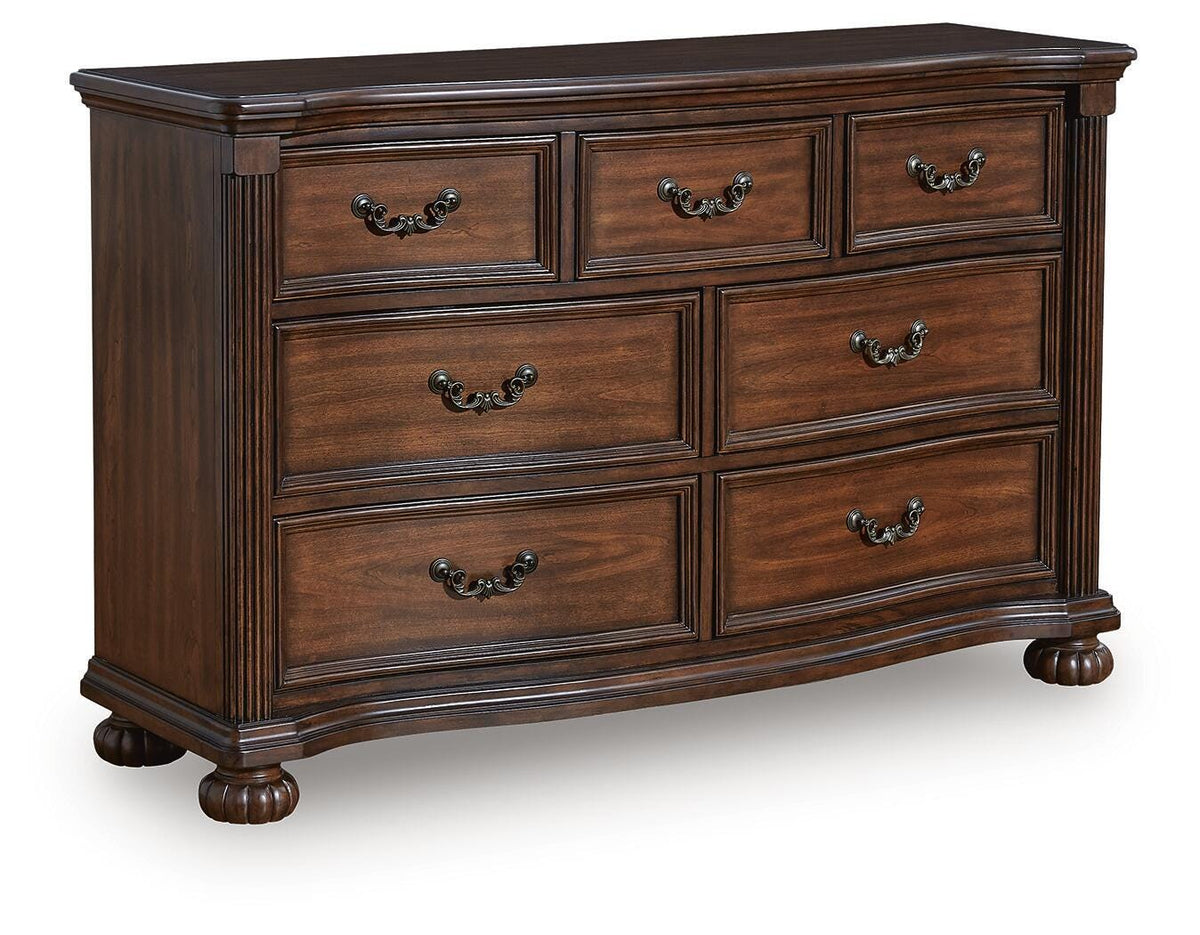 Lavinton Poster Bed Set - Queen, Dresser