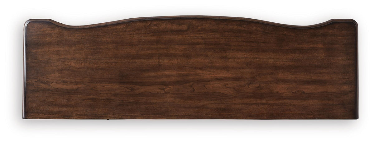 Lavinton Poster Bed Set - California King, Dresser