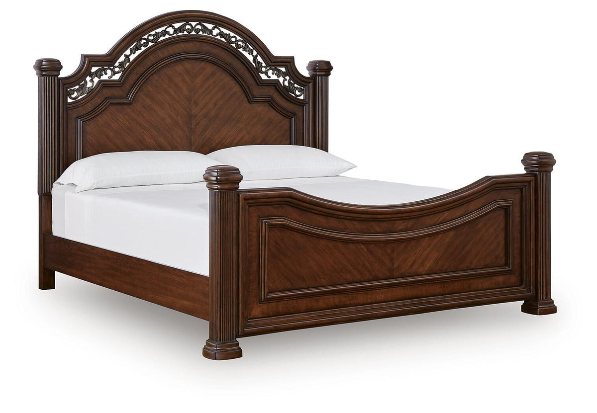 Lavinton Queen Poster Bed