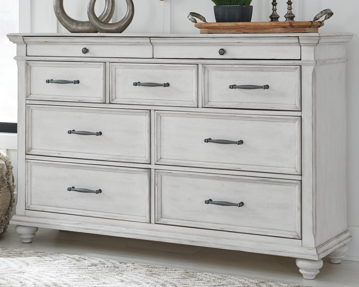 Kanwyn King Storage Panel Bed and Dresser