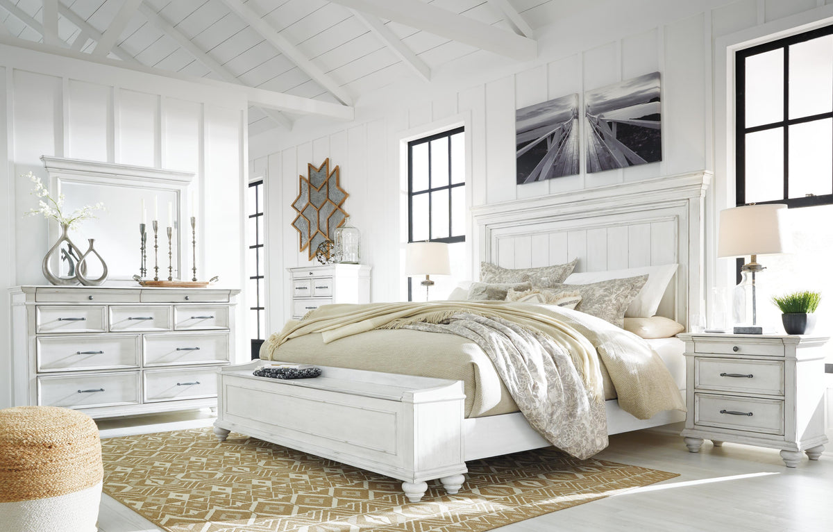 Kanwyn Panel Bed with Storage Bench - California King
