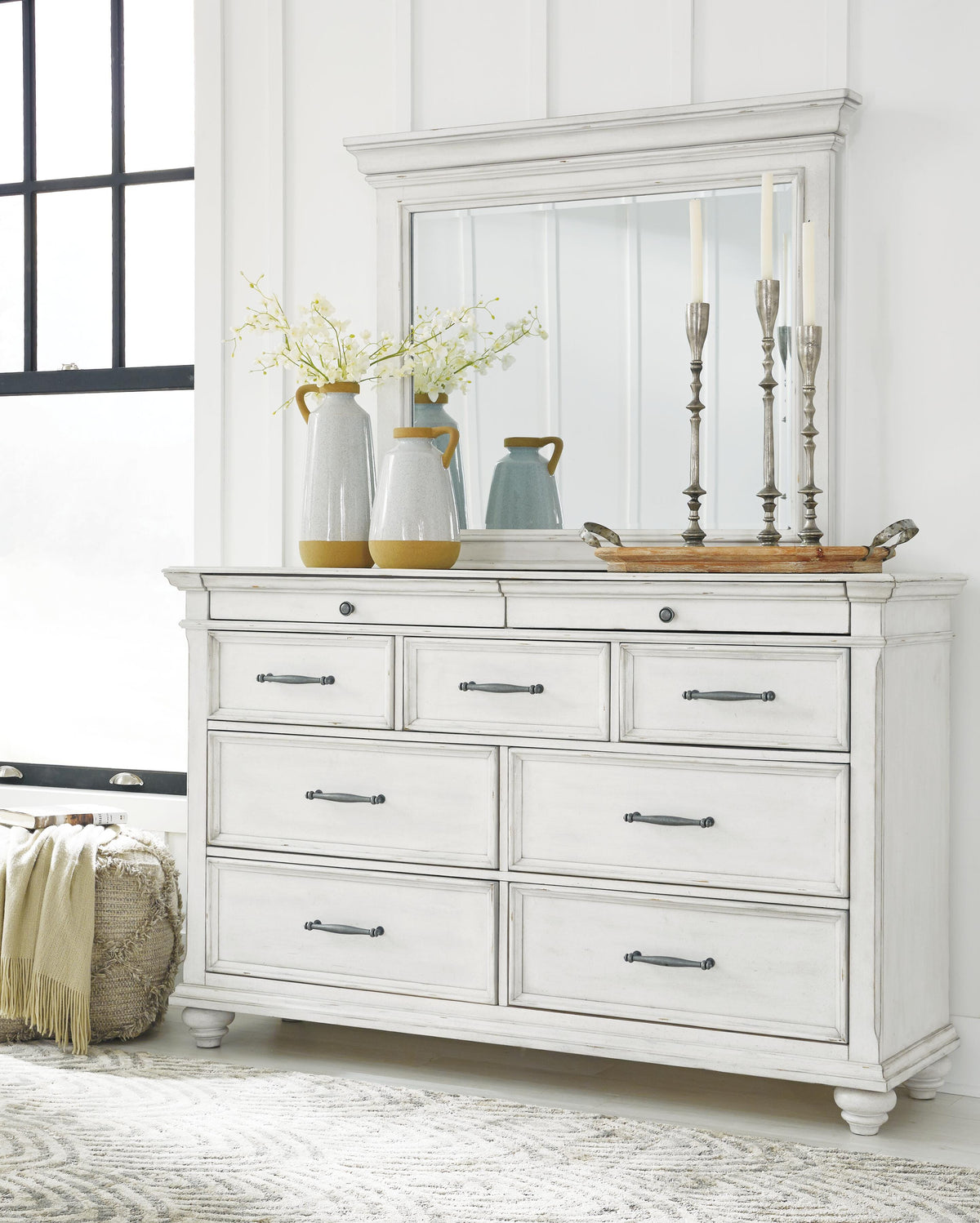 Kanwyn Panel Bed Set - Queen, Storage Bench, Dresser and Mirror