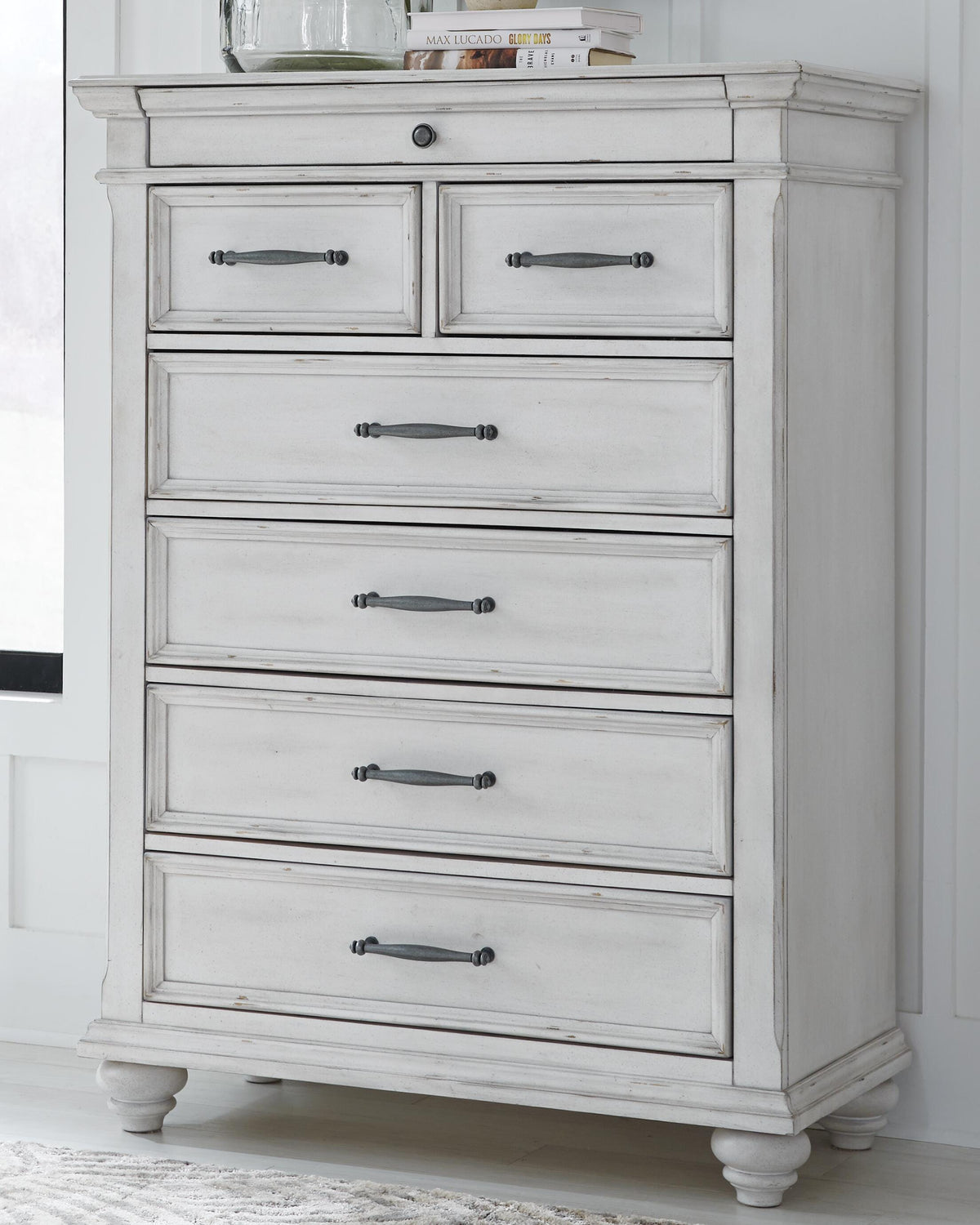 Kanwyn King Panel Bed, Dresser, Mirror, Chest and 2 Nightstands