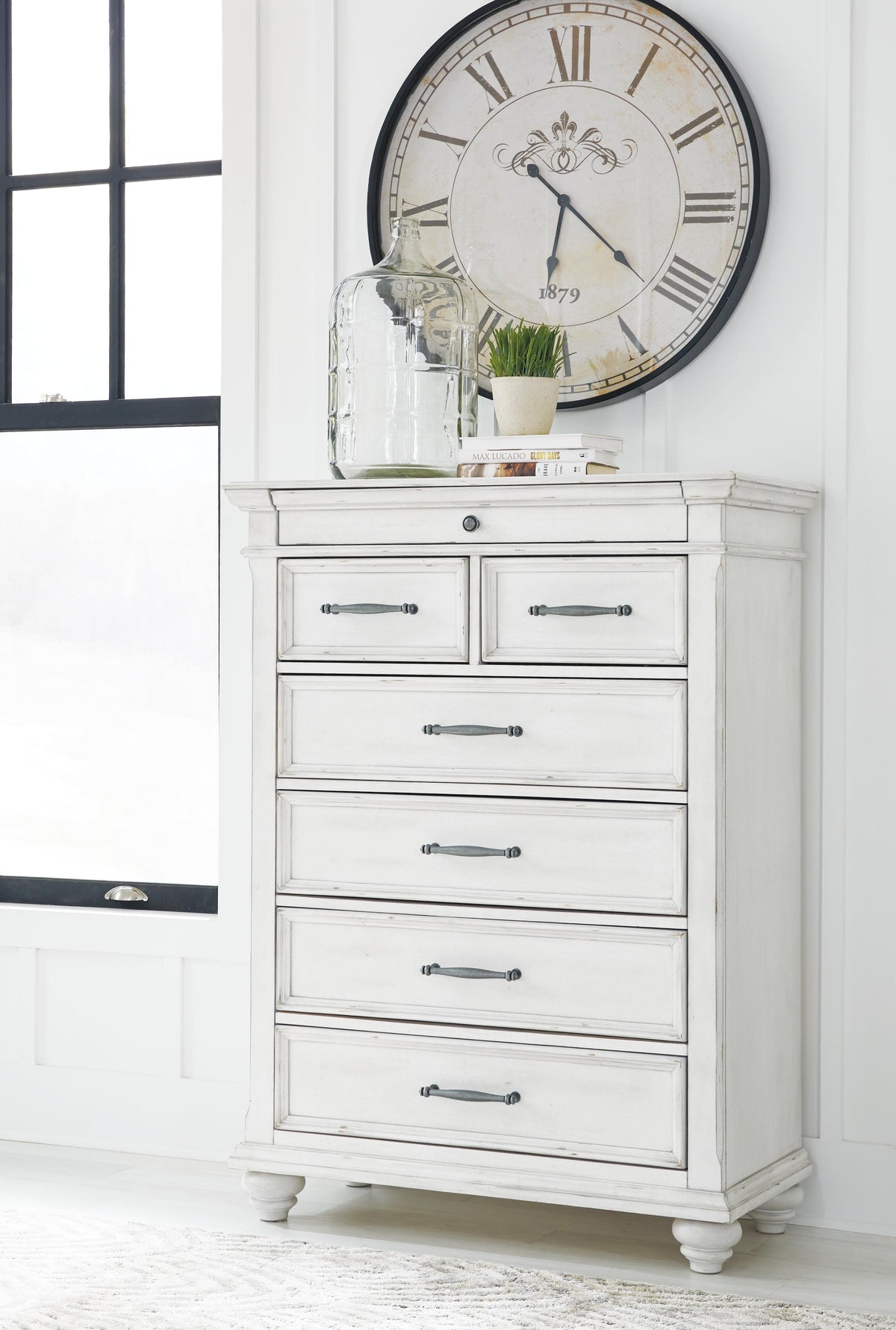 Kanwyn King Panel Storage Bed, Chest and Nightstand