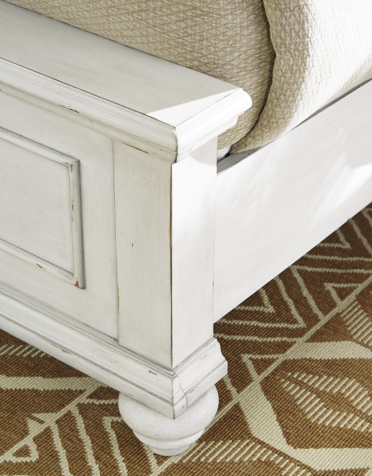Kanwyn Panel Bed with Storage Bench - California King