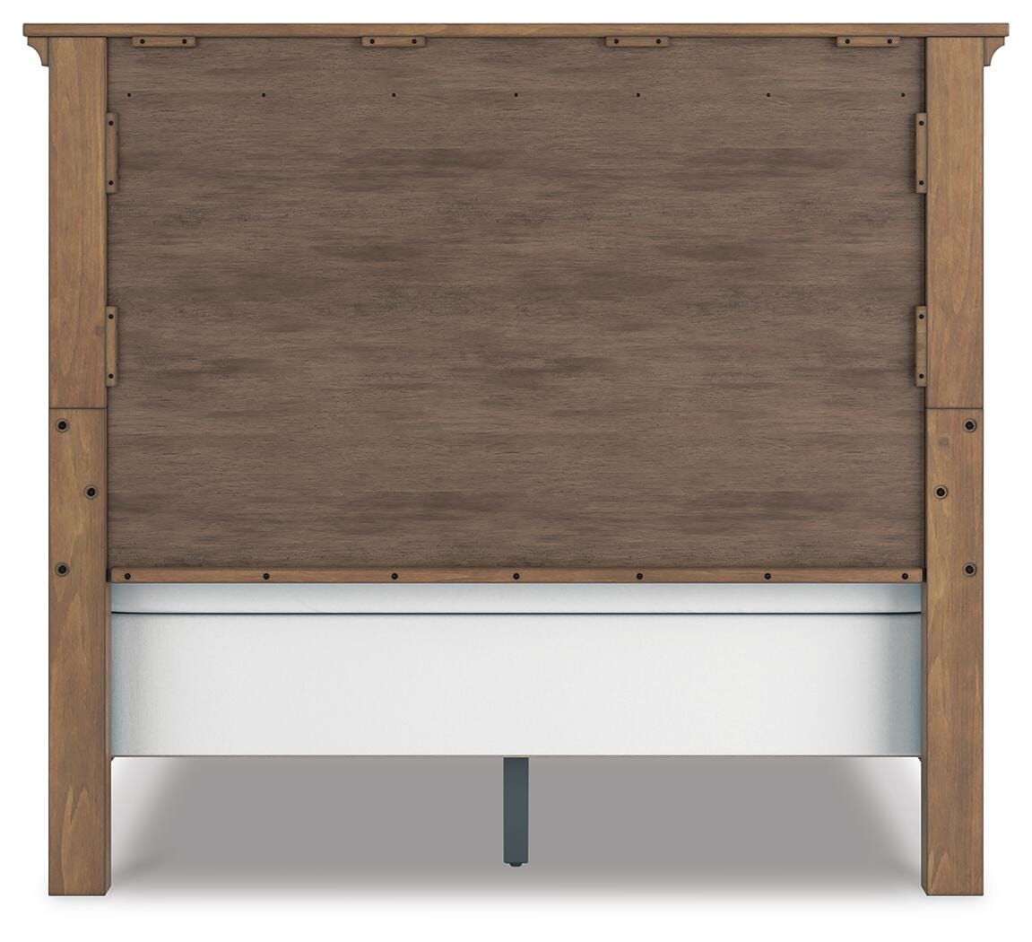 Feddinger Queen Panel Bed, Dresser, Mirror, Chest and 2 Nightstands