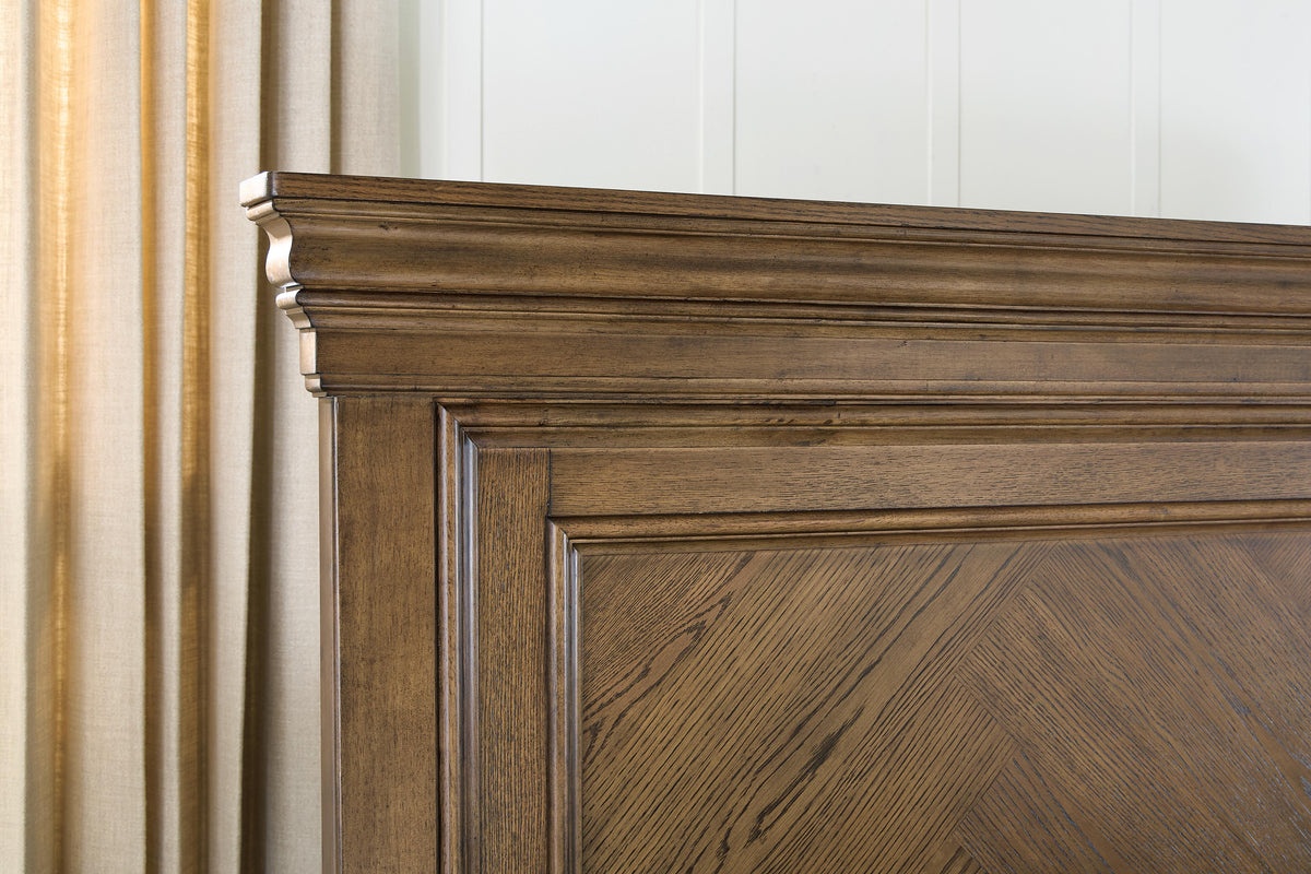 Karallin Queen Panel Bed