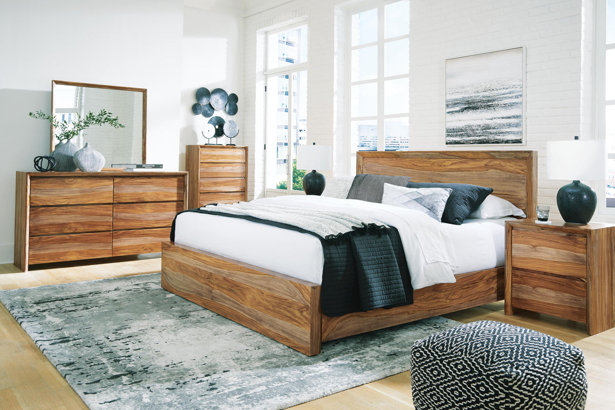Dressonni California King Panel Bed, Dresser and Mirror