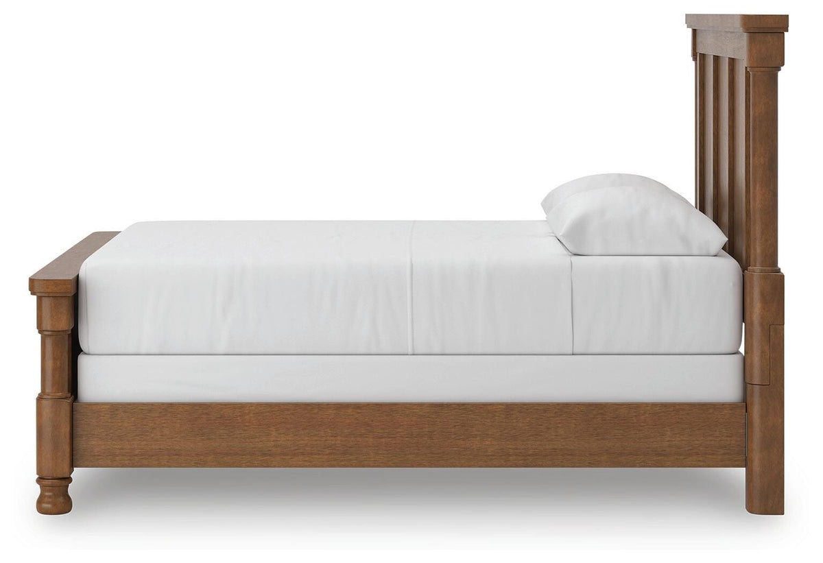 Rowlenstown Queen Poster Bed, Dresser and Mirror