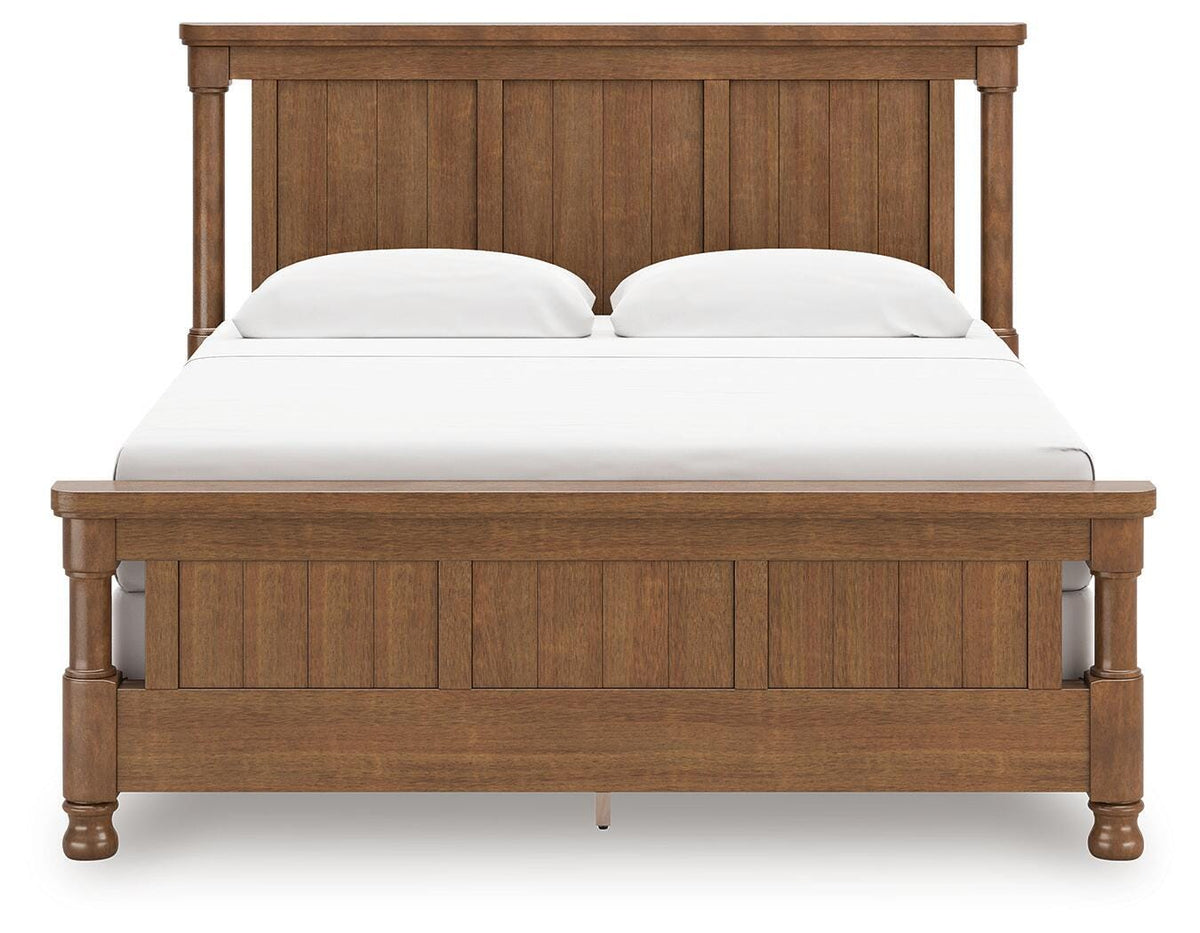Rowlenstown King Poster Bed