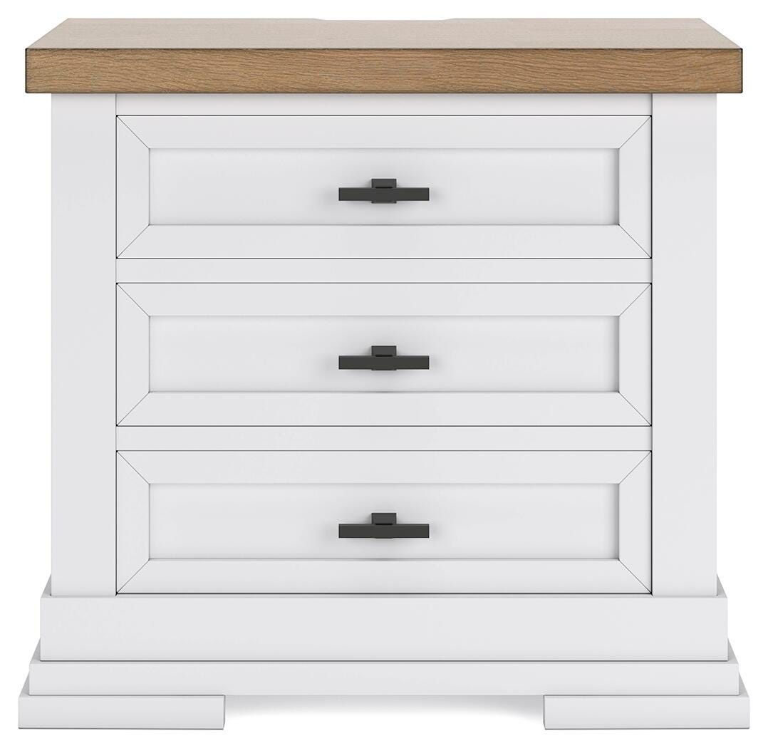 Ashbryn King Panel Bed, Dresser, Mirror and 2 Nightstands